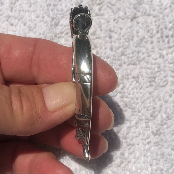 Native American Sterling Signed Kokopelli Pendant - Picture 5 of 9